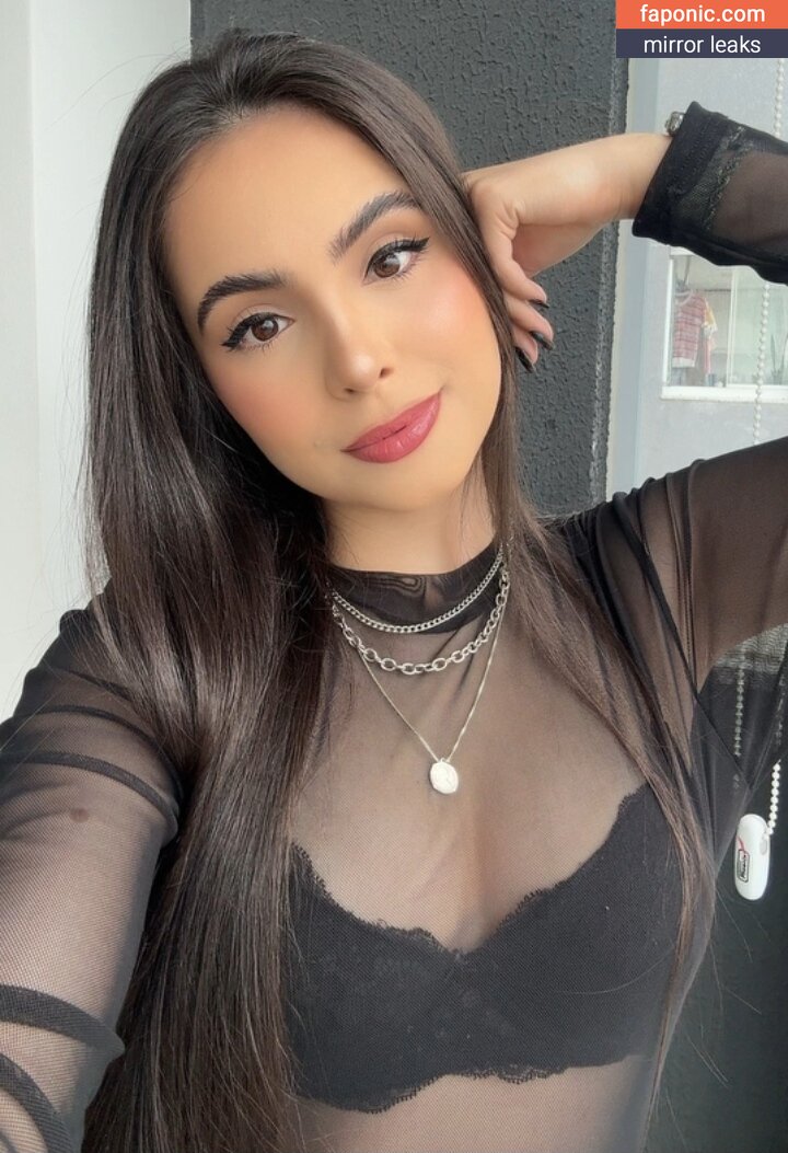 Larissa Costa / larissa-costa / OnlyFans leaked nude photo
