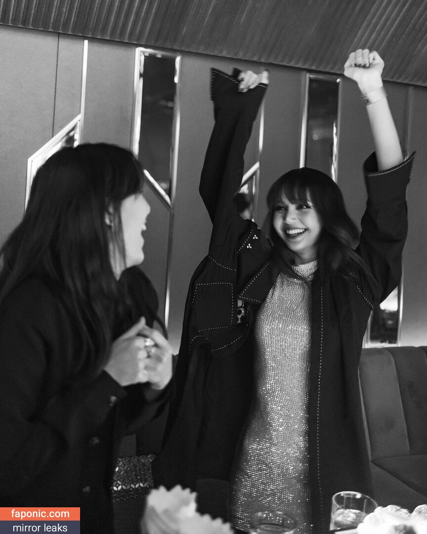 Lisa Blackpink / lisa_blackpink_official / OnlyFans leaked photo