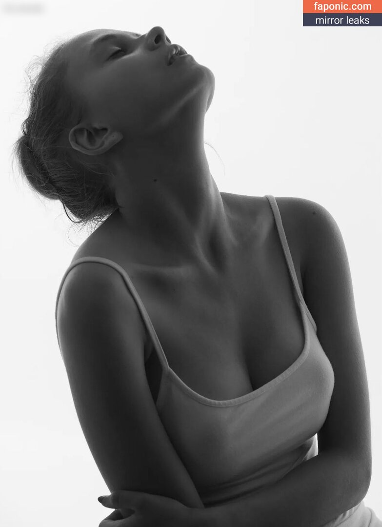 Maria Kompanets / maria-k / OnlyFans nude photo