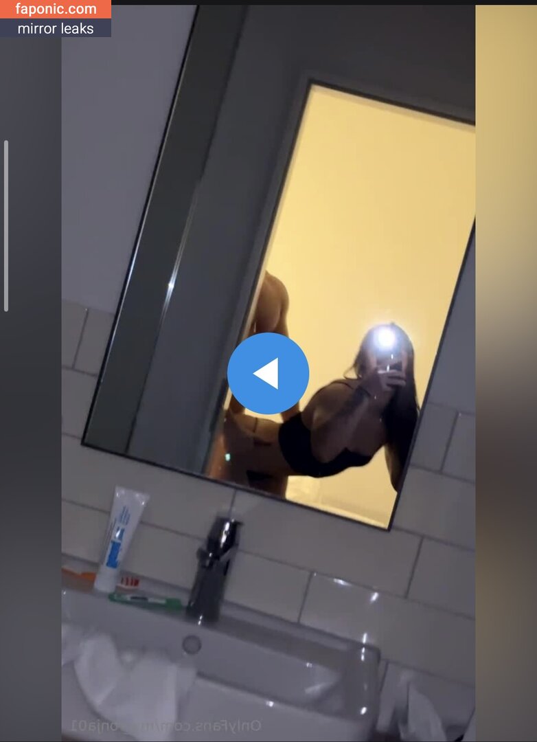 Mx Ronja / mx-ronja / OnlyFans leaked nude photo