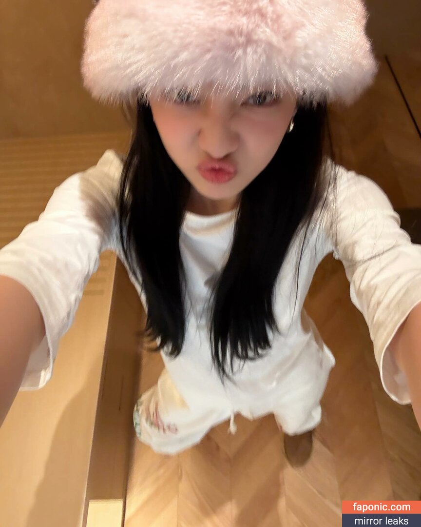 Ningning / ningning-aespa / OnlyFans leaked nude photo