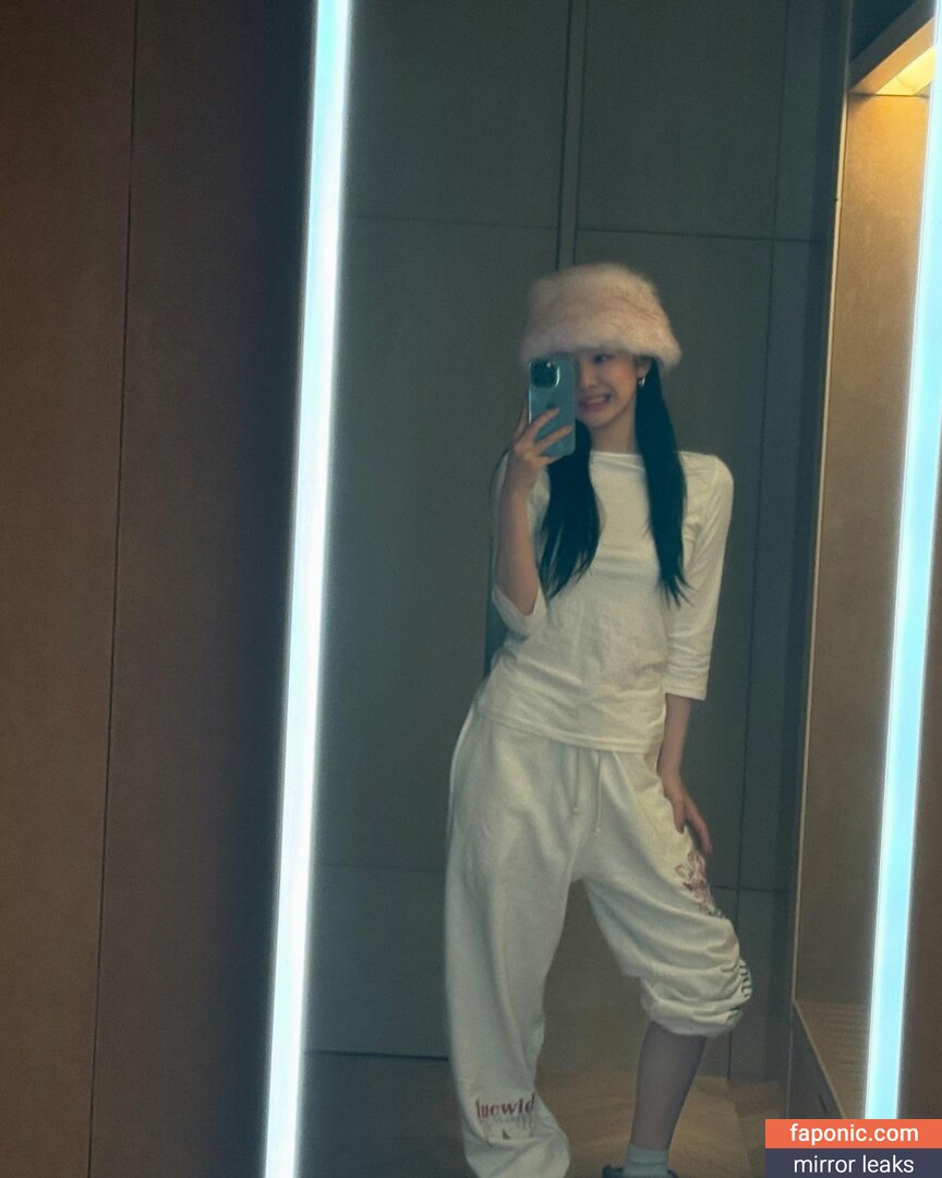 Ningning / ningning-aespa / OnlyFans leaked photo