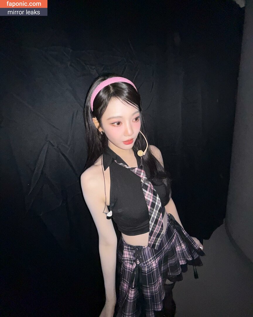 Ningning (æspa) / ningning_official / OnlyFans leaked nude photo