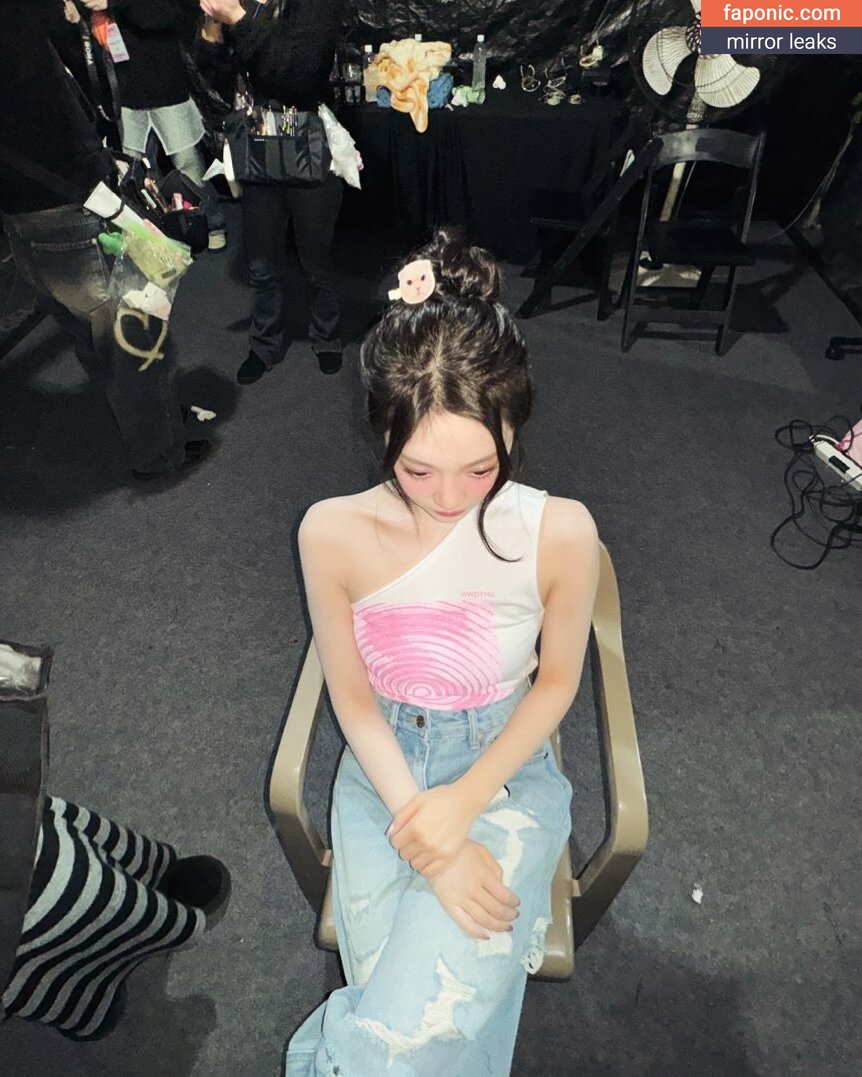 Ningning (æspa) / ningning_official / OnlyFans leaked nude photo