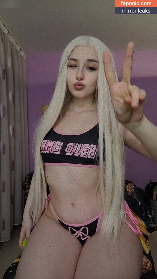PetiteFeline / petitefeline_0297 / OnlyFans leaked nude photo