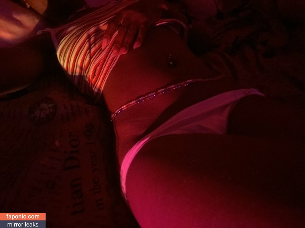 Succubus / @username123 / OnlyFans nude leaked photo
