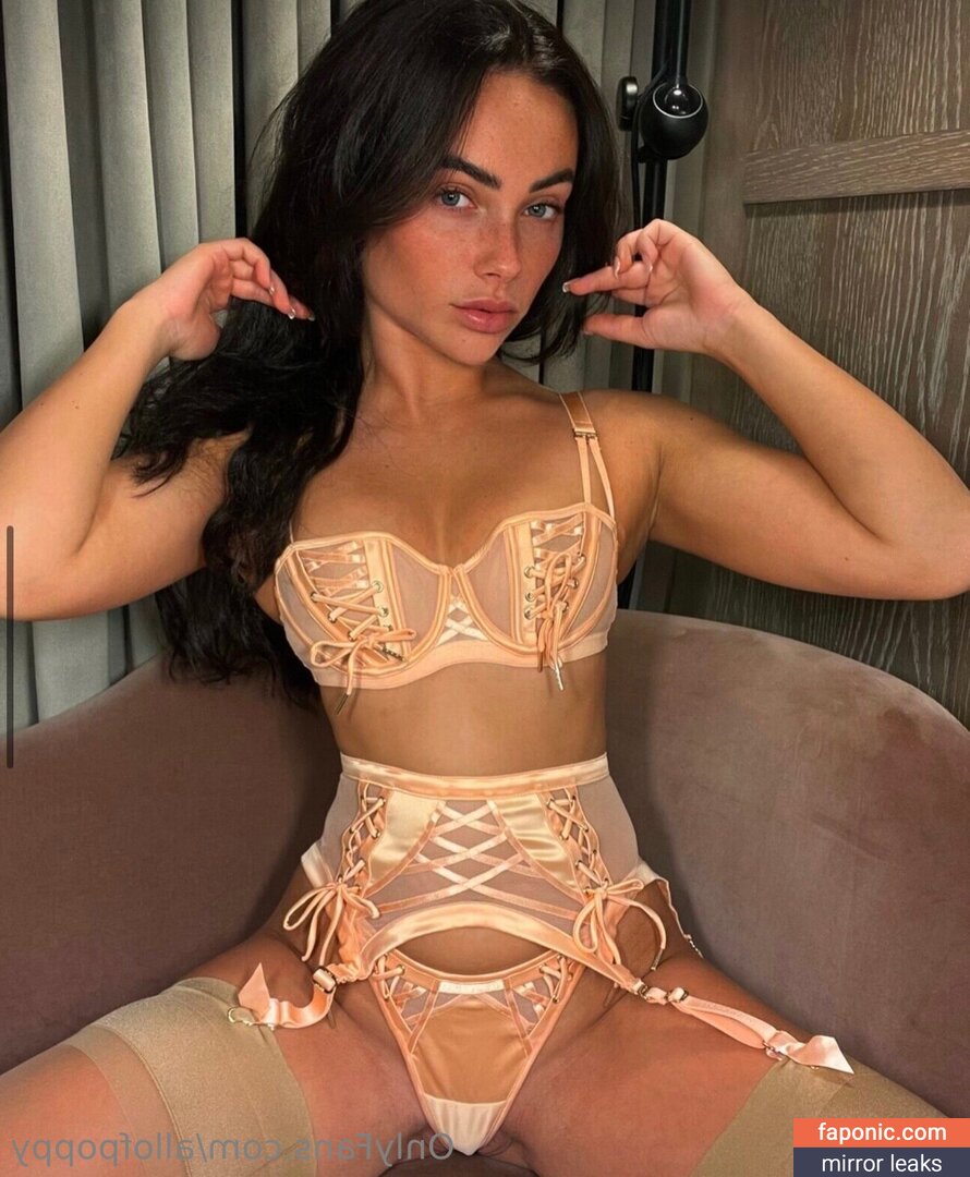 allofpoppy nude leaks Photo #18