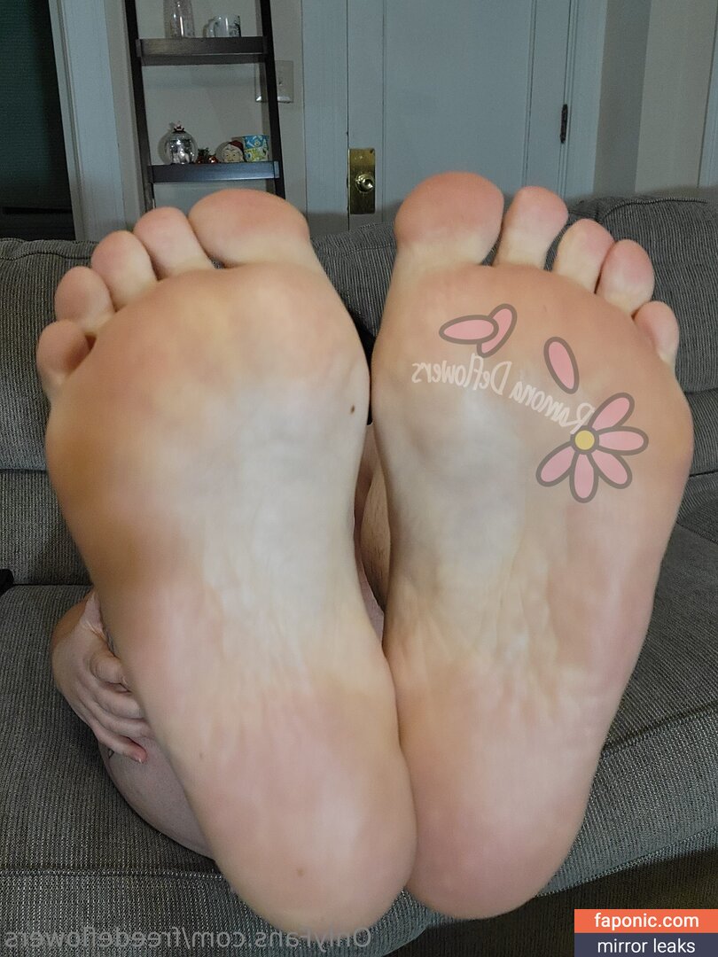 freedeflowers nude leaks Photo #8