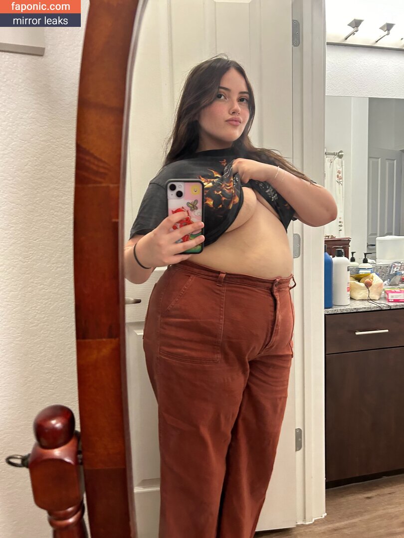 violet_harmon nude leaks Photo #3