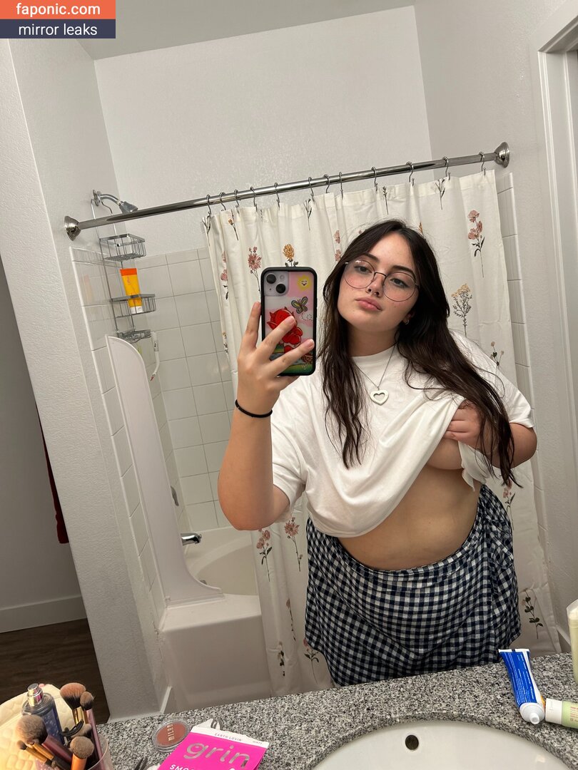 violet_harmon nude leaks Photo #19