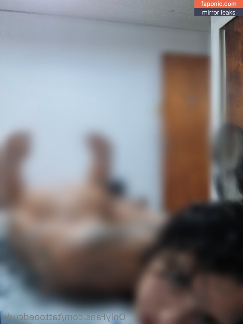 tattooedcurly nude leaks Photo #3