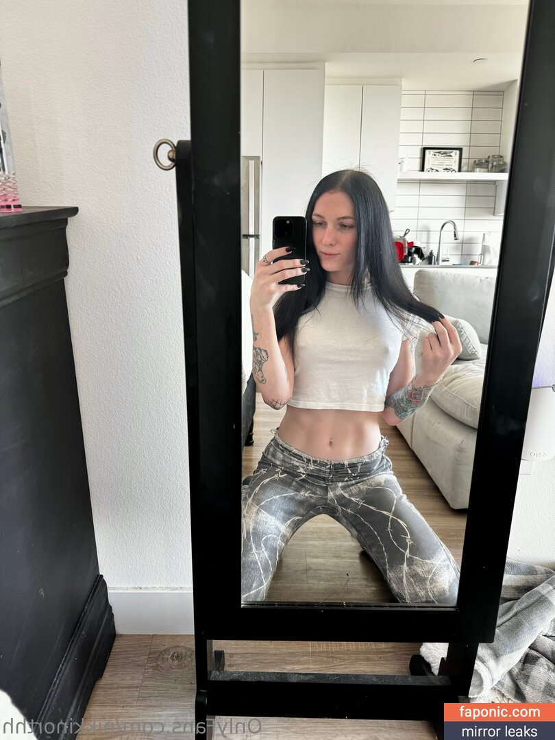 nikkinorthh nude leaks Photo #14