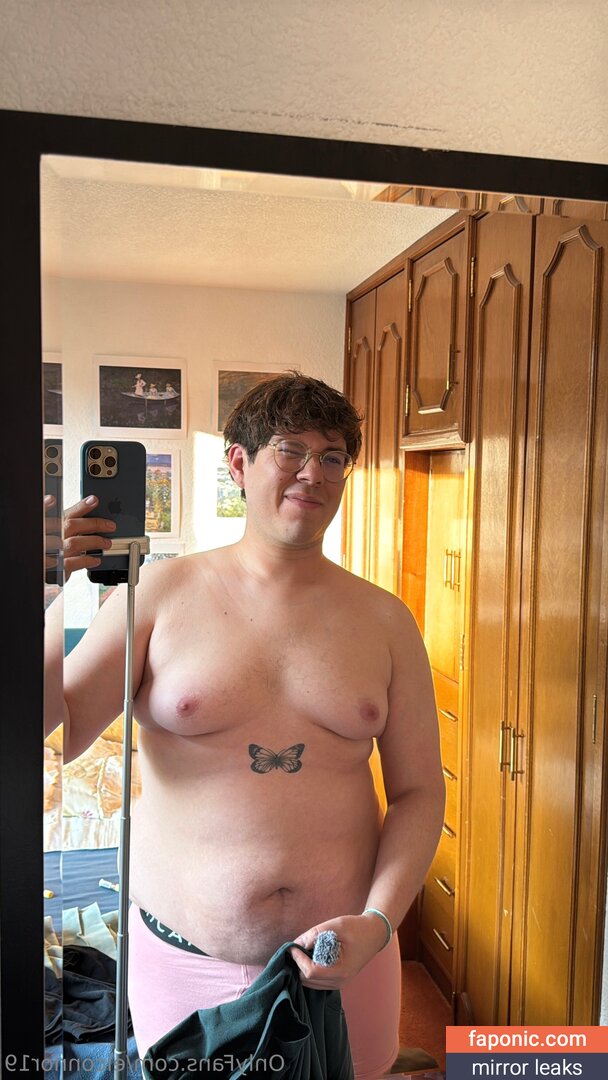 elconnor19 nude leaks Photo #8