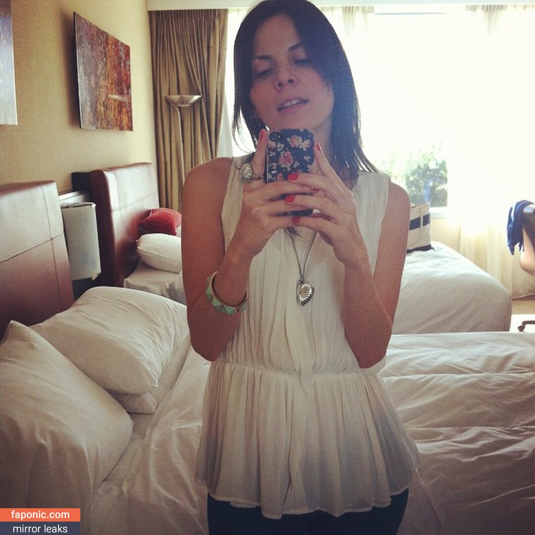 Ale Chavarria nude leaks Photo #16