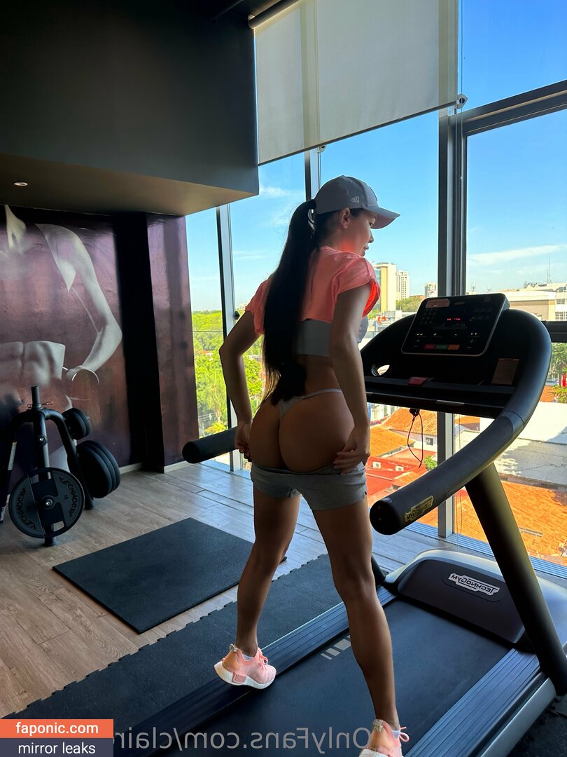 petrakaroshovafree nude leaks Photo #2