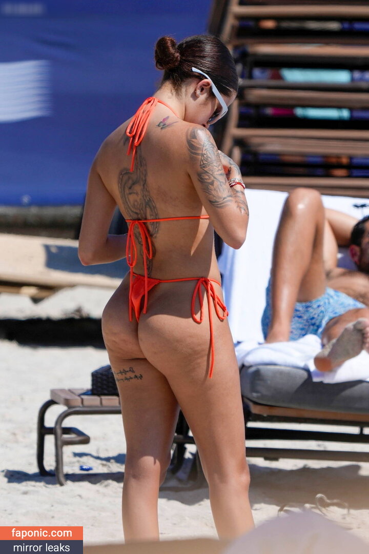 Malu Trevejo nude leaks Photo #6