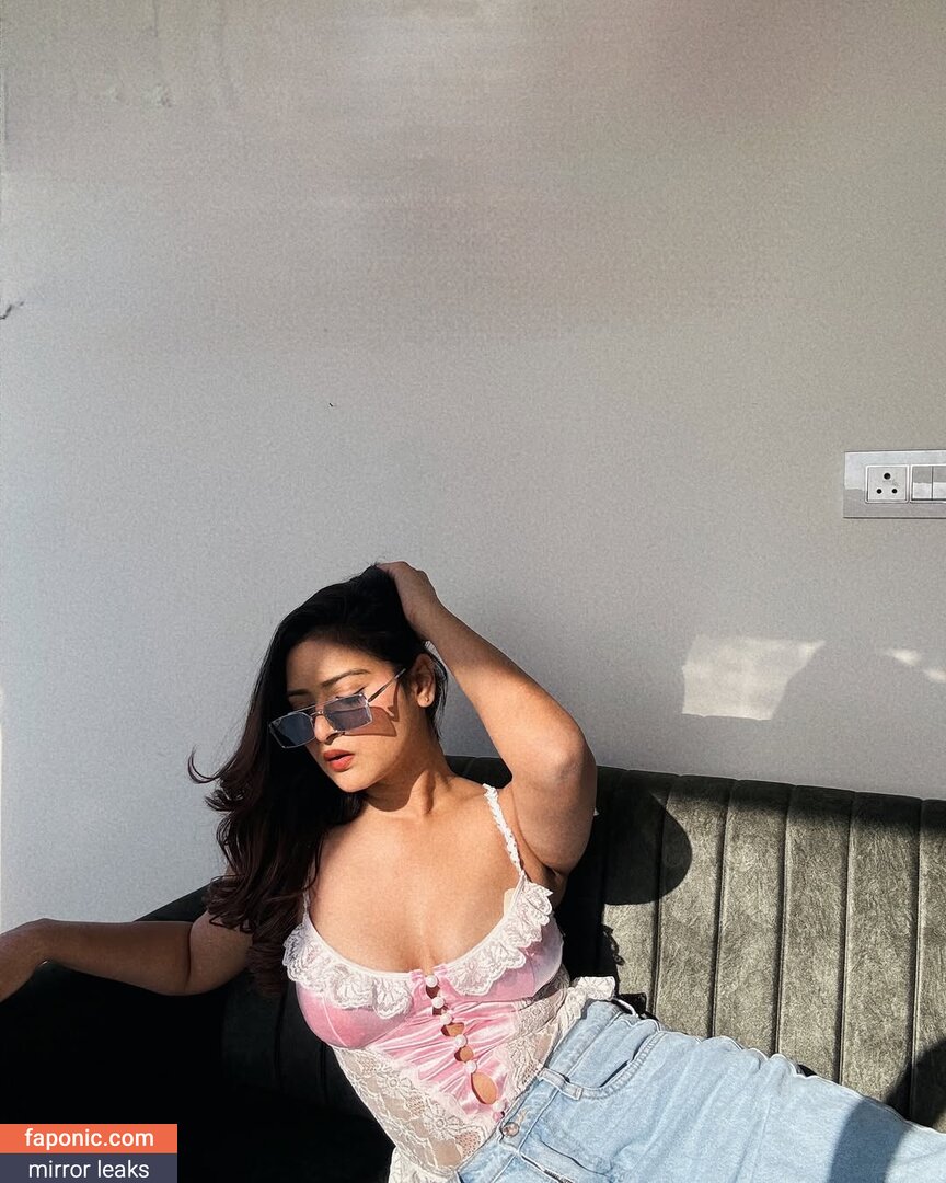 Rashu Dobriyal nude leaks Photo #12