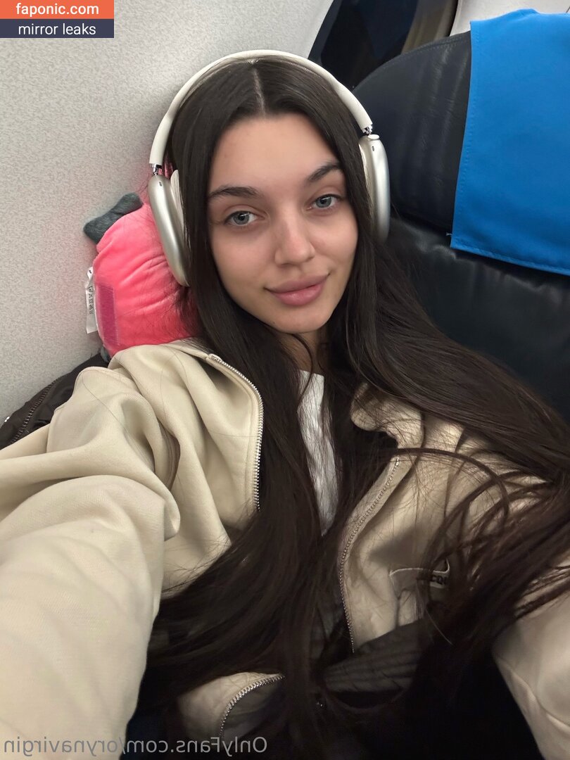 Orynavirgin nude leaks Photo #3