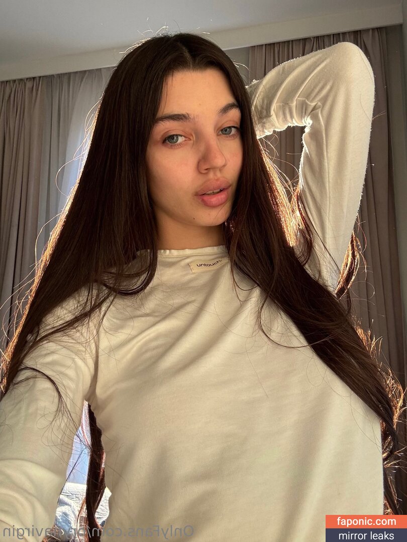 Orynavirgin nude leaks Photo #13