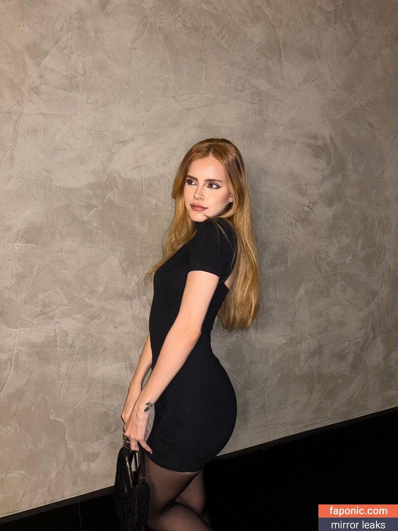 Lavifiorio nude leaks Photo #12