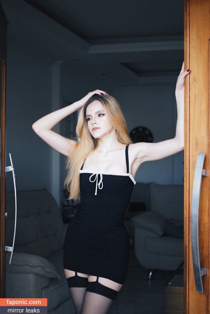 Lavifiorio nude leaks Photo #18