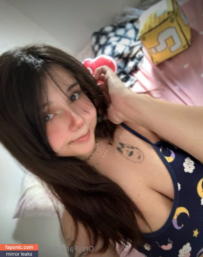 Juliekitti / Juliekitties / juliekitty4