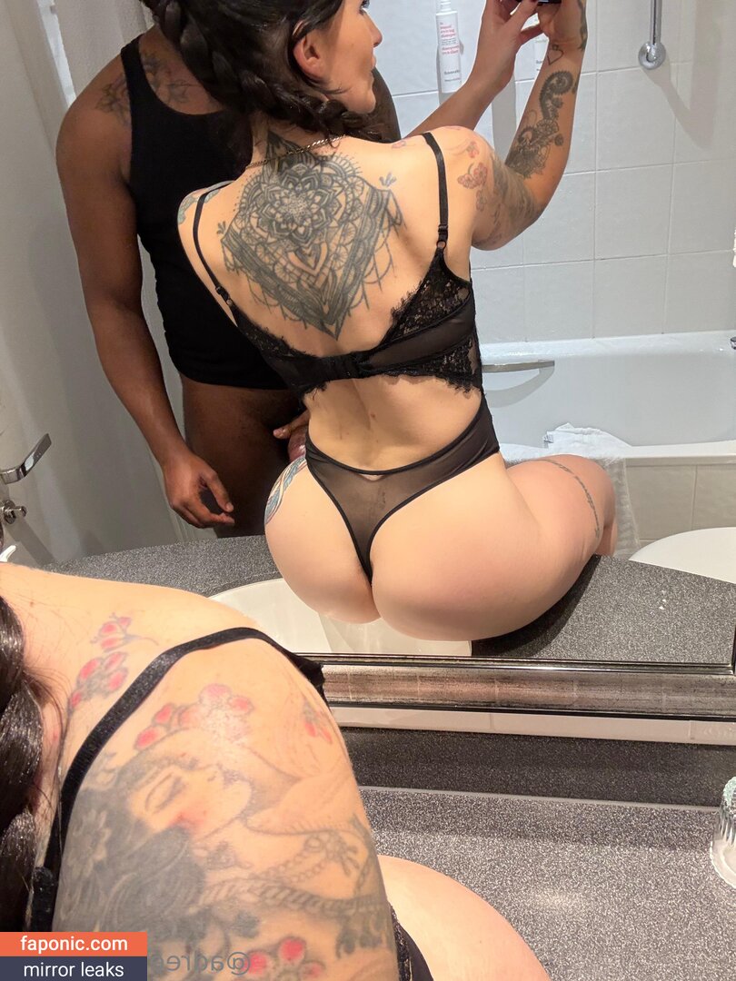 adreenacuckoldress nude leaks Photo #1