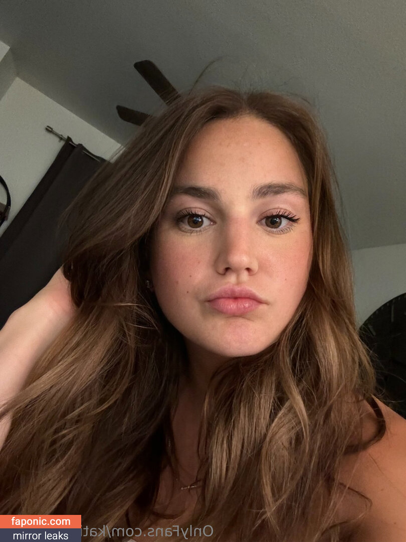 katiecarlyle18 nude leaks Photo #14