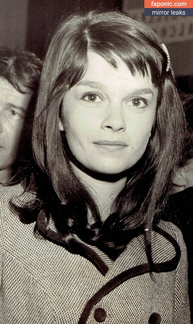 Genevieve Bujold nude leaks Photo #5