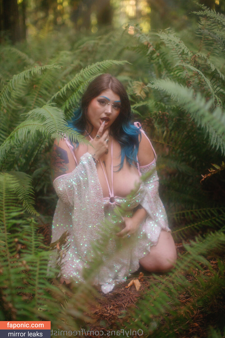 freemistressofmagik nude leaks Photo #4