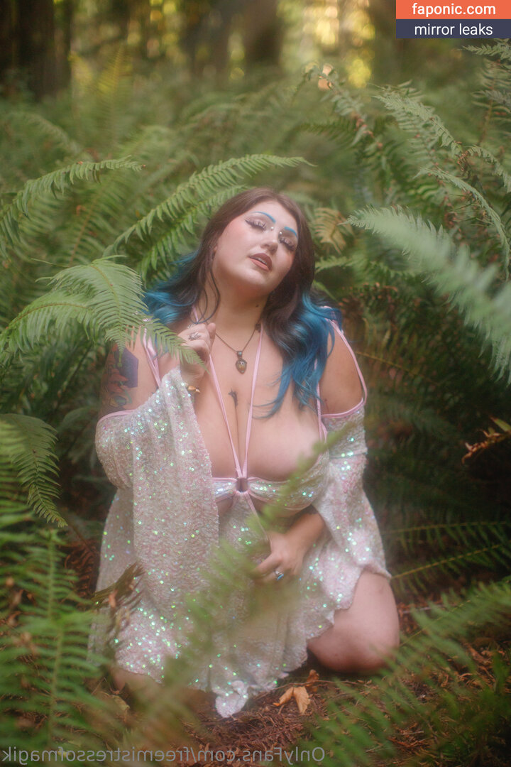 freemistressofmagik nude leaks Photo #5