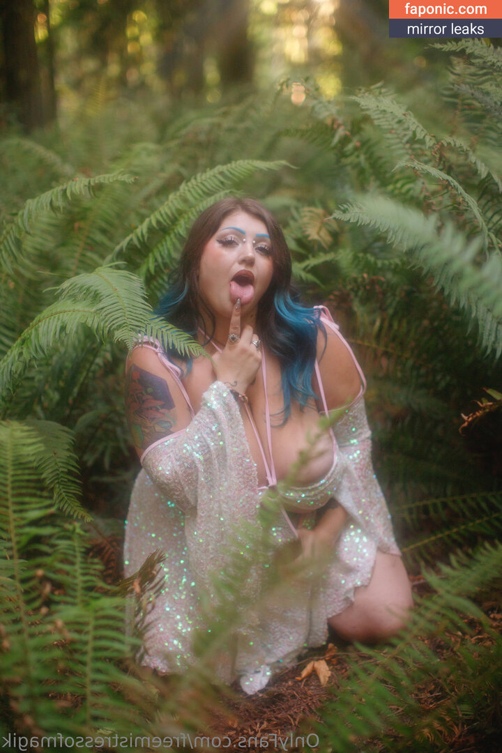 freemistressofmagik nude leaks Photo #7