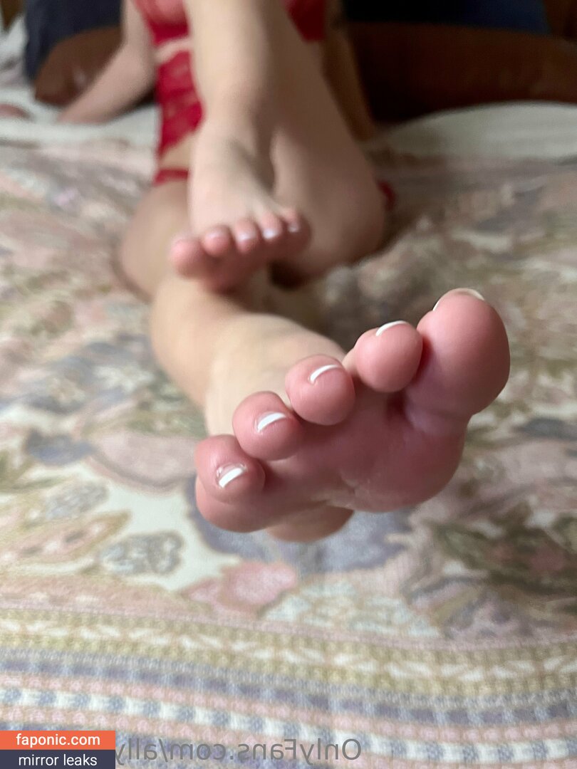 allysarches nude leaks Photo #14