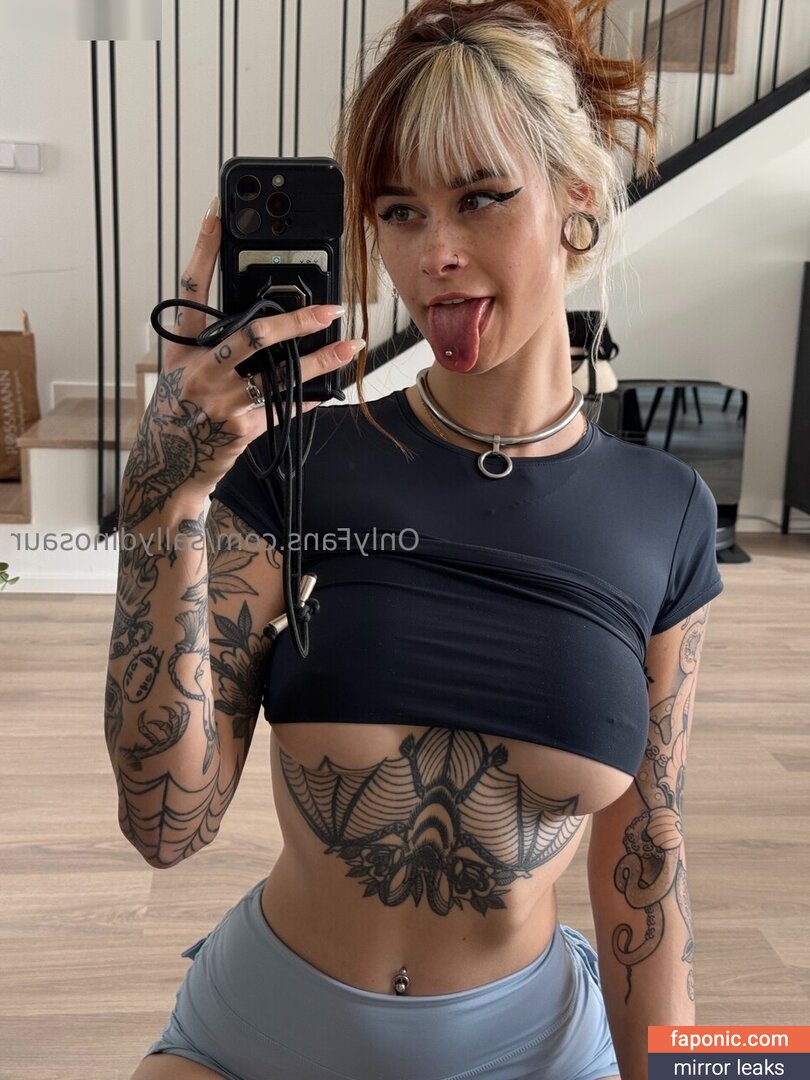 Sallydinosaur nude leaks Photo #12