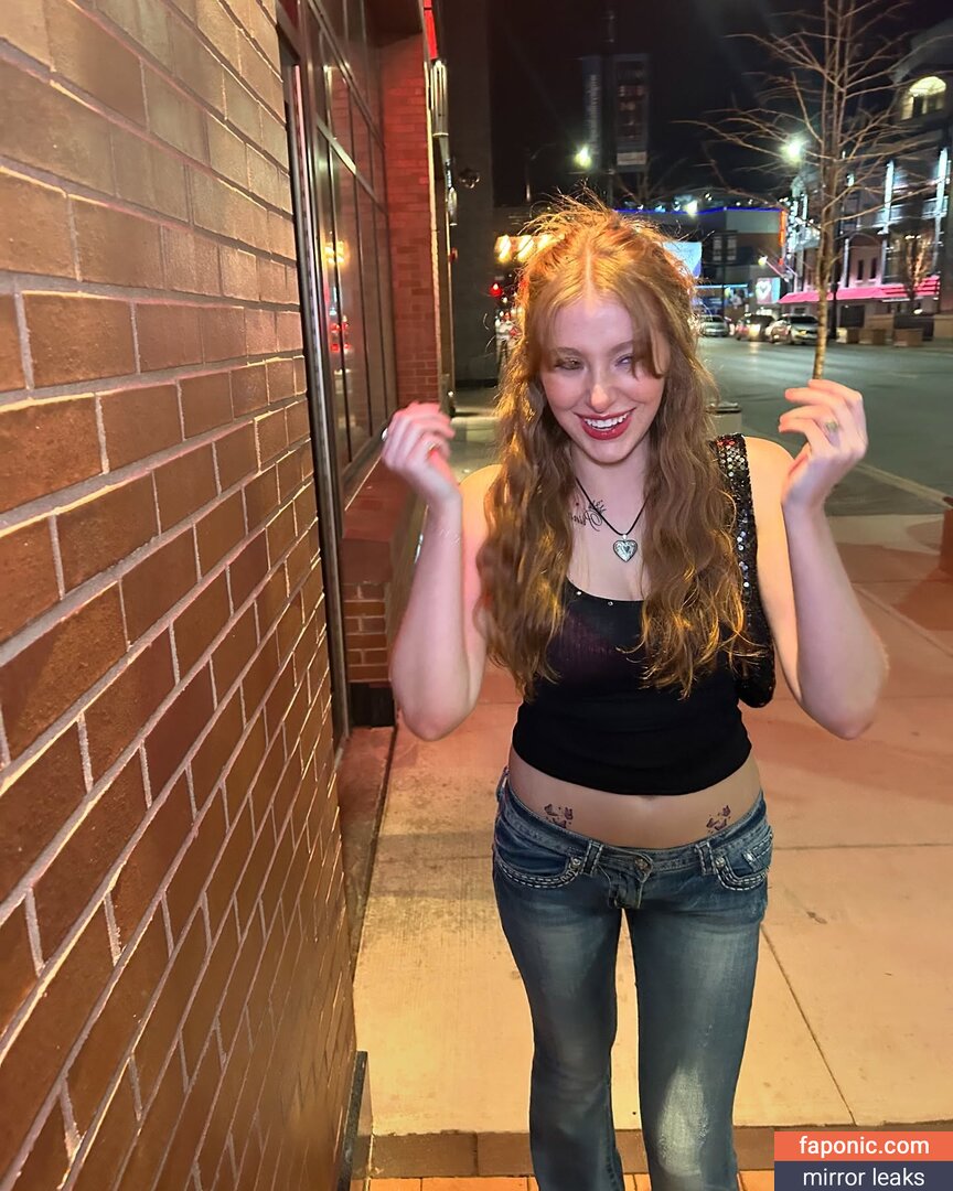 Madeline Ford nude leaks Photo #3