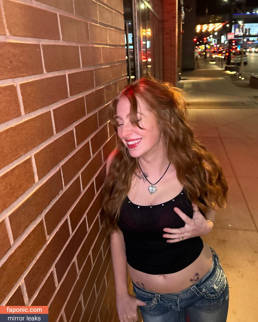 Madeline Ford nude leaks Photo #4