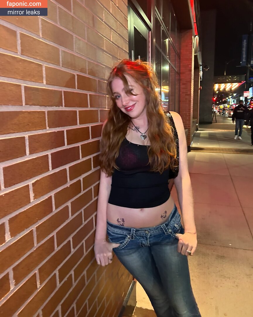Madeline Ford nude leaks Photo #6