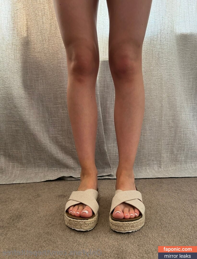 thepetitefree nude leaks Photo #7