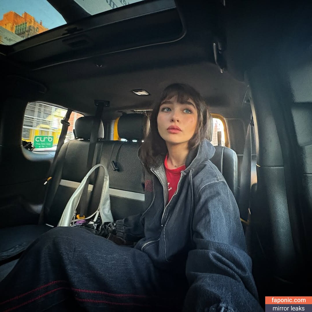 Malina Weissman nude leaks Photo #10