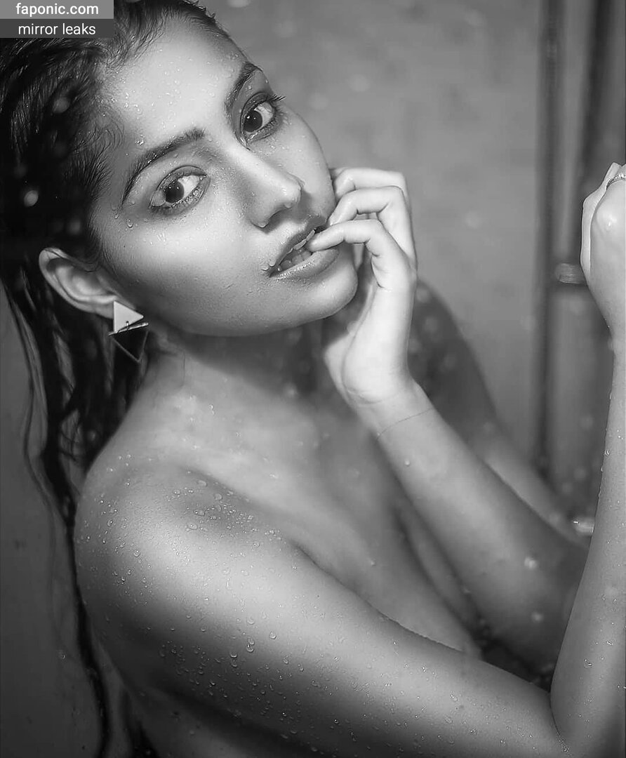Simran Kaur nude leaks Photo #9