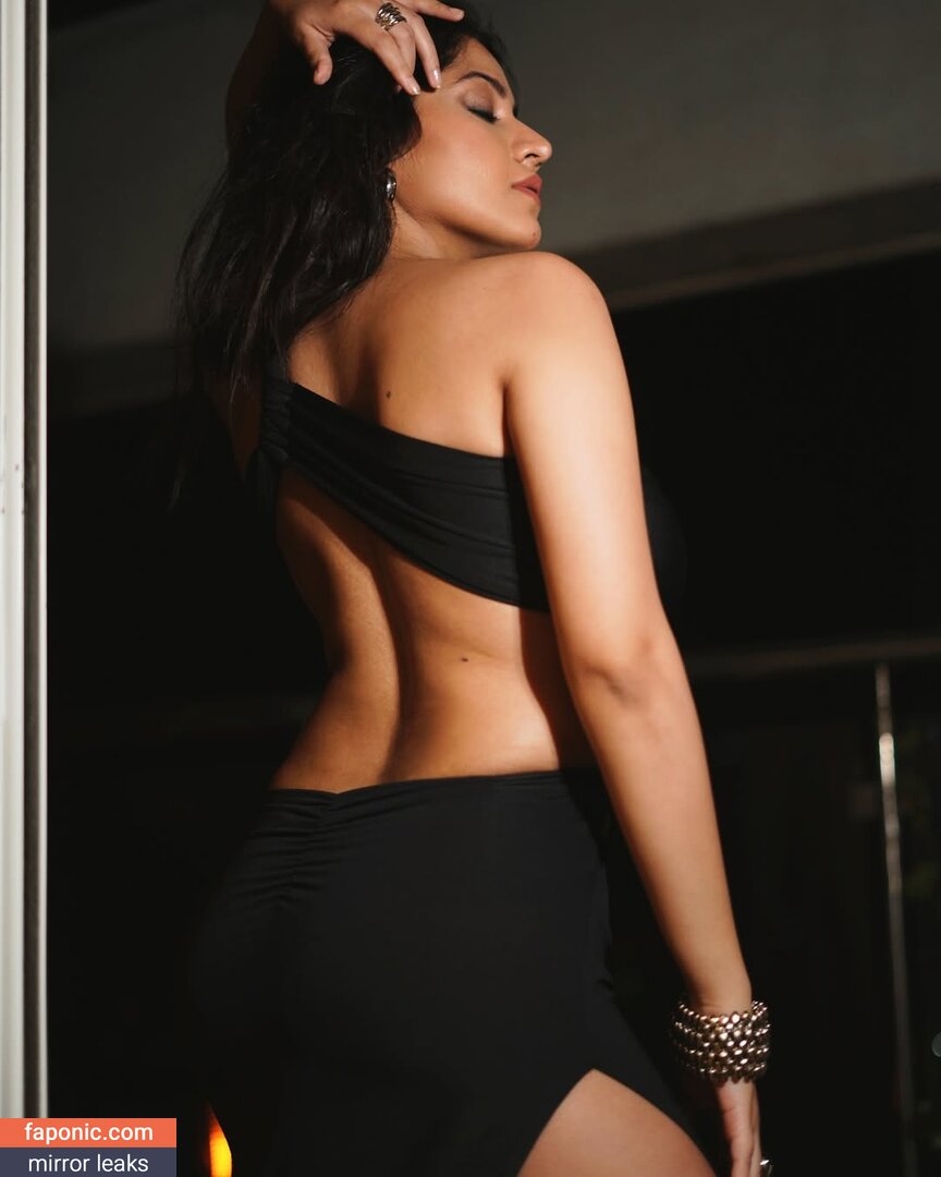 Simran Kaur nude leaks Photo #16