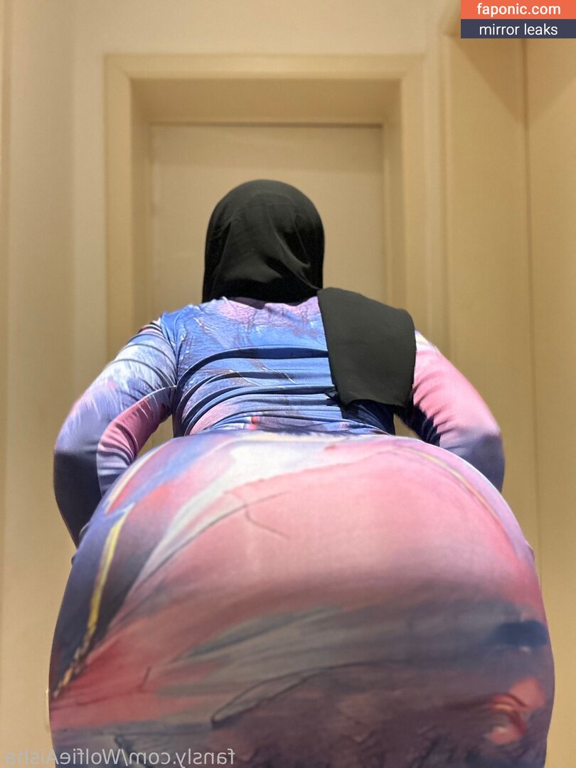 WolfieAisha nude leaks Photo #9