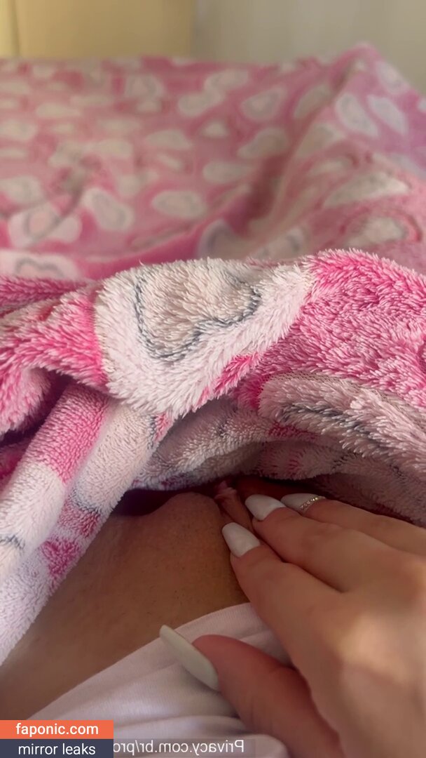 MC Mayara nude leaks Photo #14