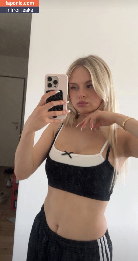 leni.marie nude leaks Photo #7