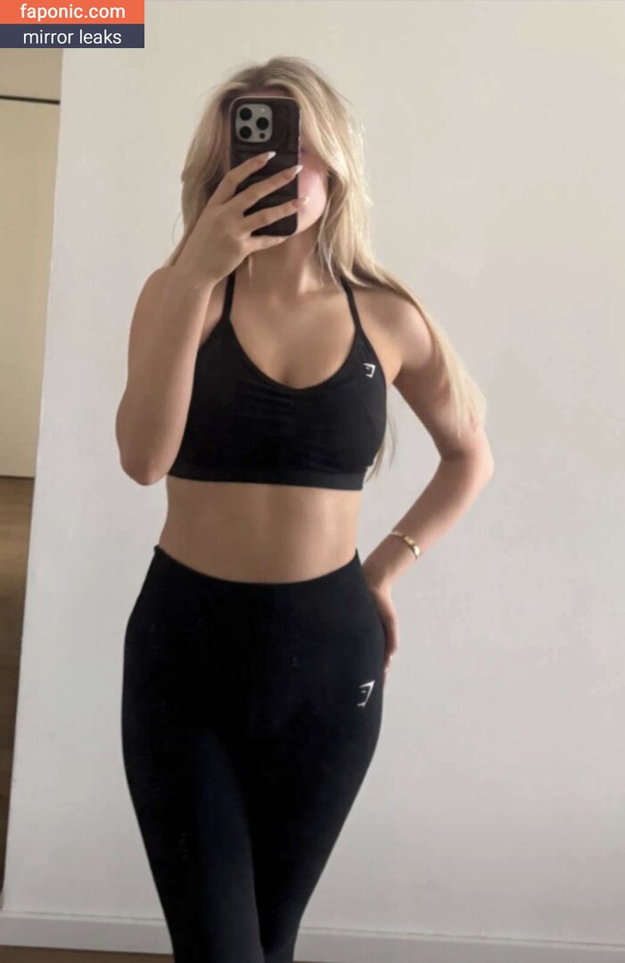 leni.marie nude leaks Photo #8