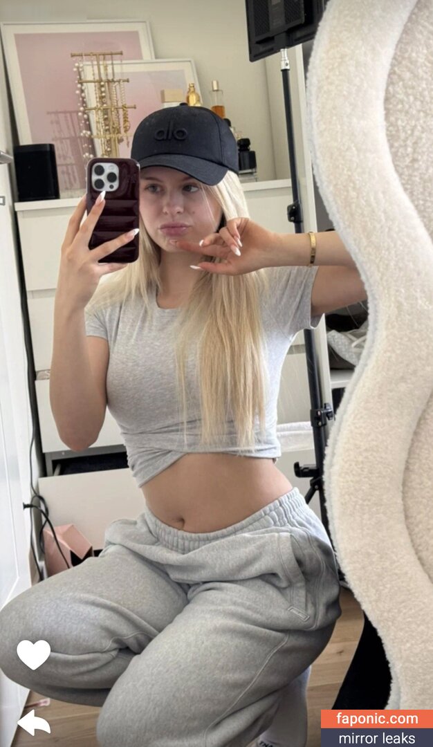 leni.marie nude leaks Photo #16