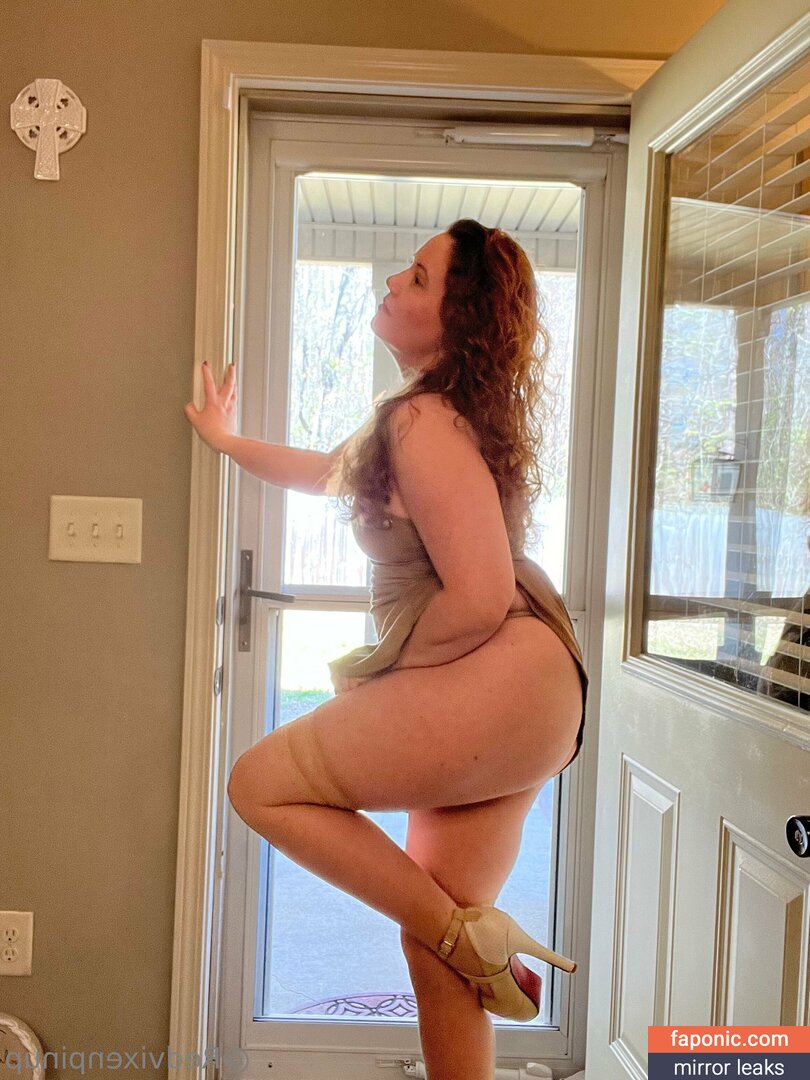 redvixenpinup nude leaks Photo #13