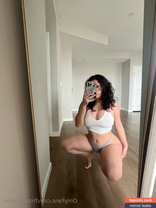 frostedaliine nude leaks Photo #17