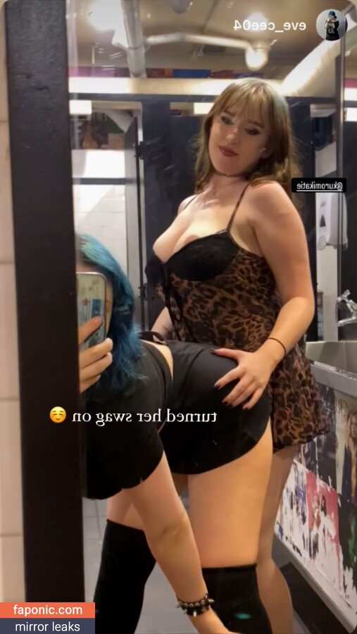 em0_wannab nude leaks Photo #2