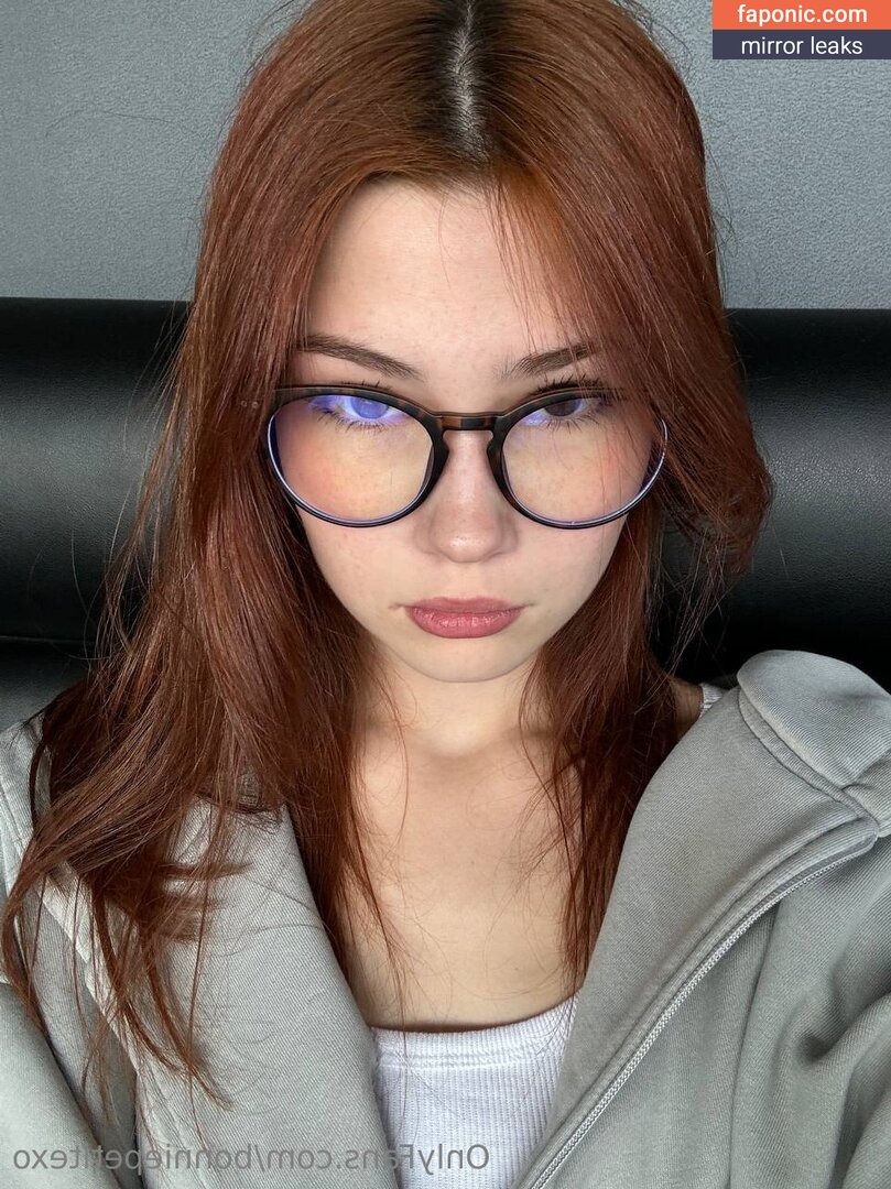 bonniepetitexo nude leaks Photo #7